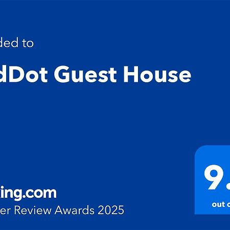 Reddot Guest House เจเนอรัลลูนา ภายนอก รูปภาพ