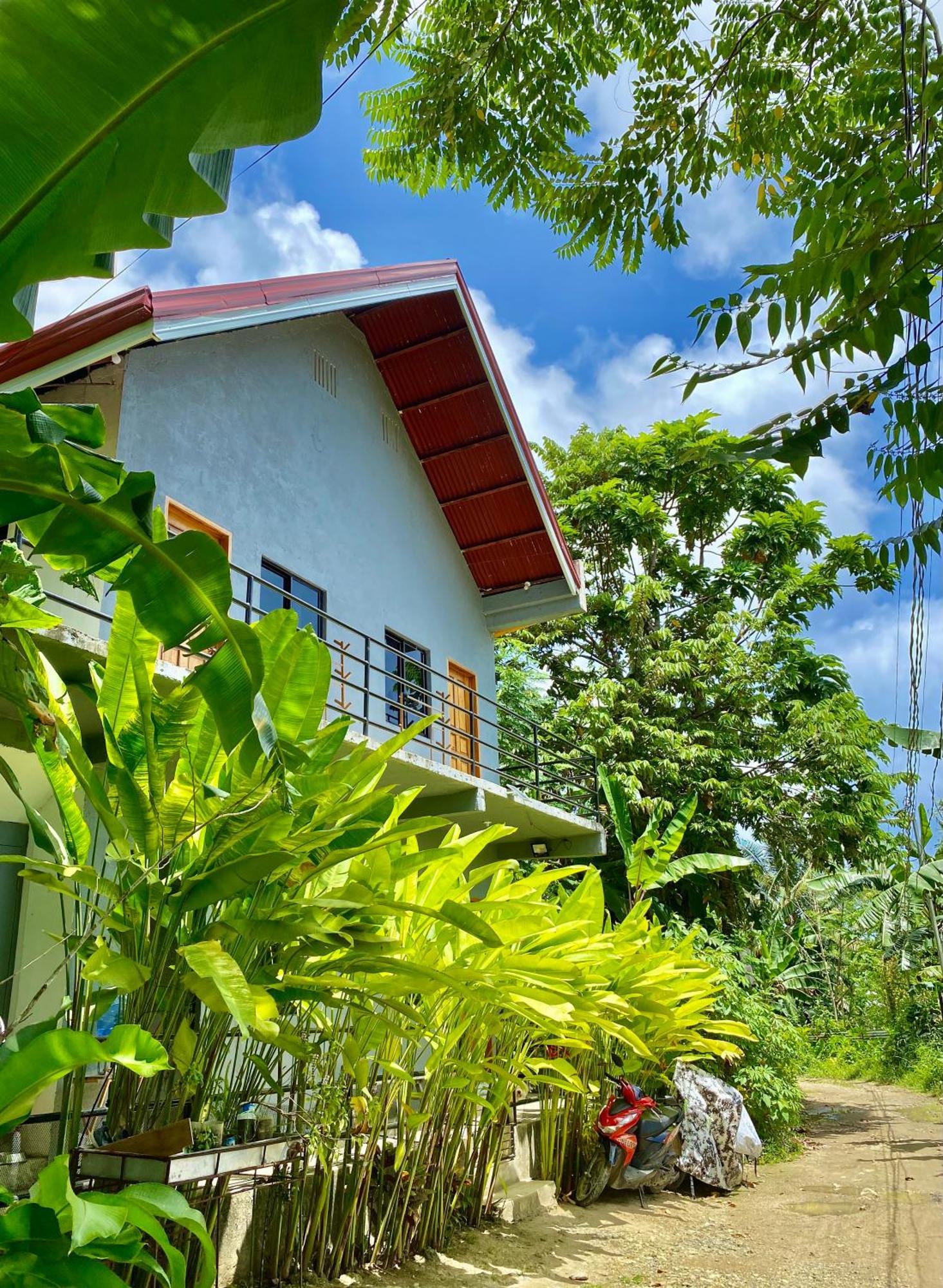 Reddot Guest House เจเนอรัลลูนา ภายนอก รูปภาพ