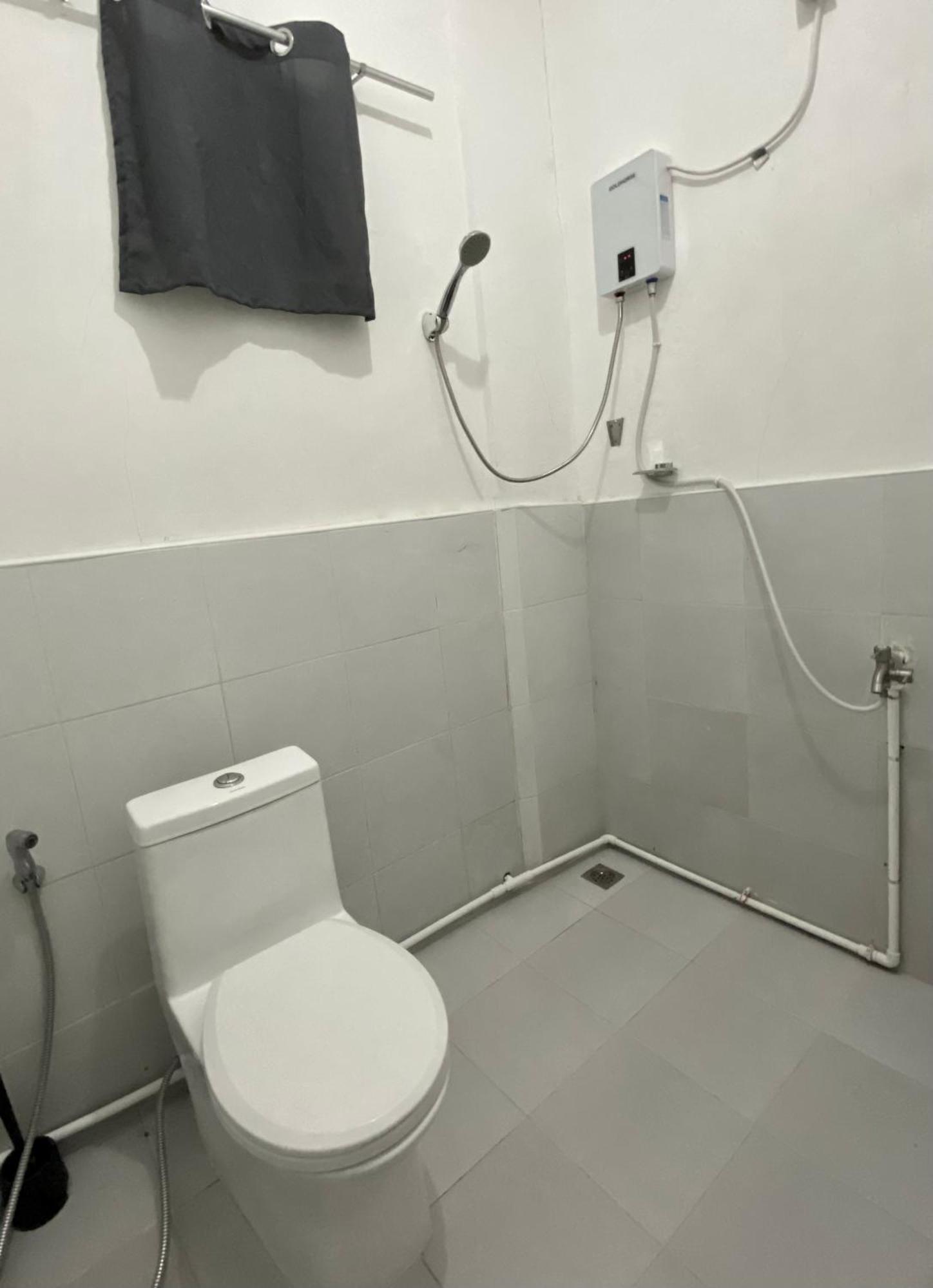 Reddot Guest House เจเนอรัลลูนา ภายนอก รูปภาพ